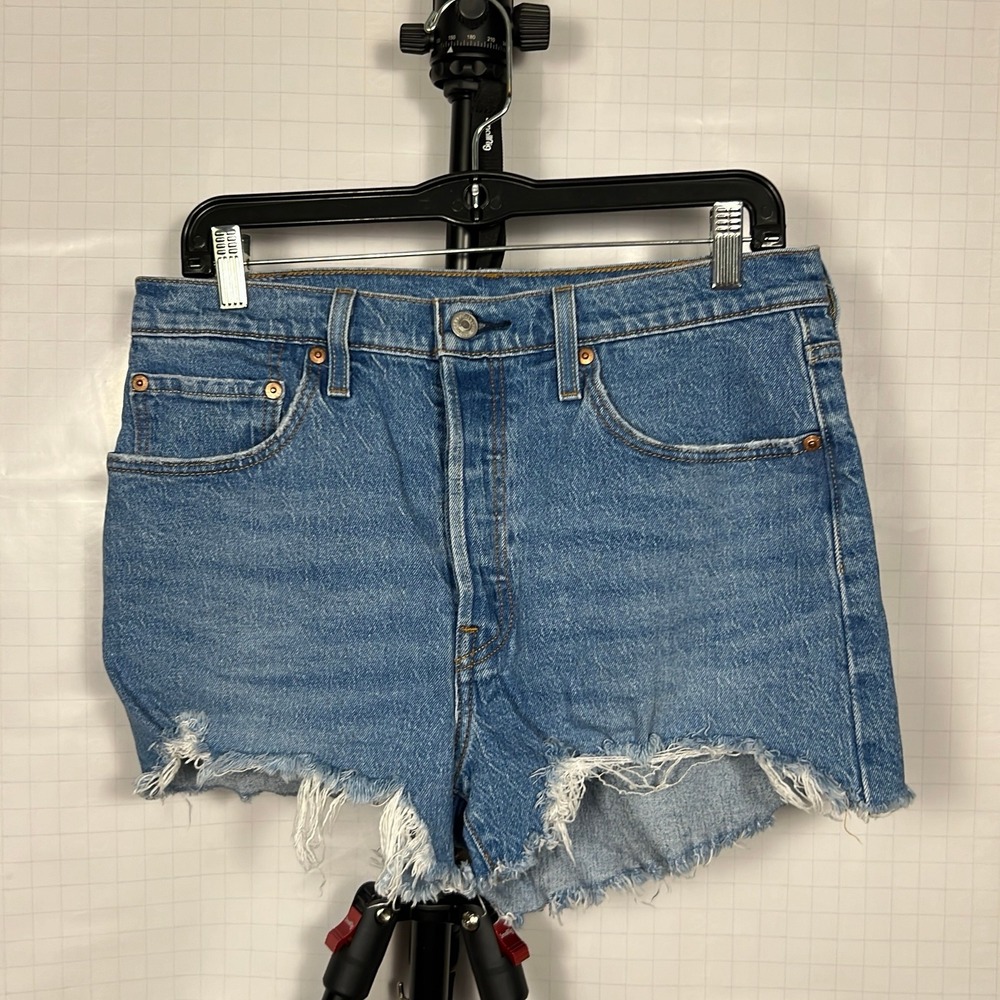 Levi's 501 Original Cutoff Denim Shorts Women Size 30W Blue New